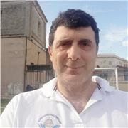 Laureato con esperienza nell'insegnamento impartisce lezioni private di matematica